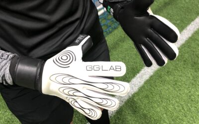 Choosing the Right Goalkeeper Gloves for Different Weather Conditions