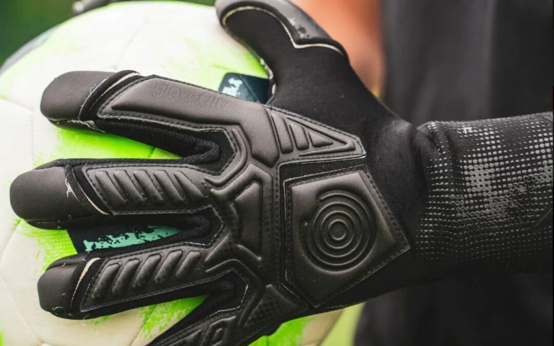A Complete Guide to Goalkeeper Gloves in Australia